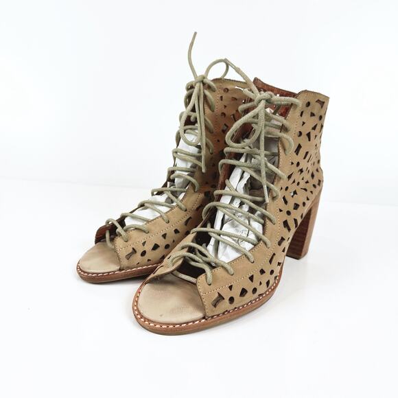 Jeffrey Campbell Women's Cors-Daisy Laser Cut Leather Lace Up Heels Size 8 Tan - Picture 3 of 9